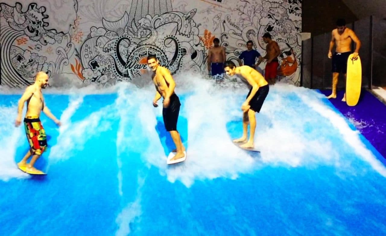 Wave Surf Café - ©