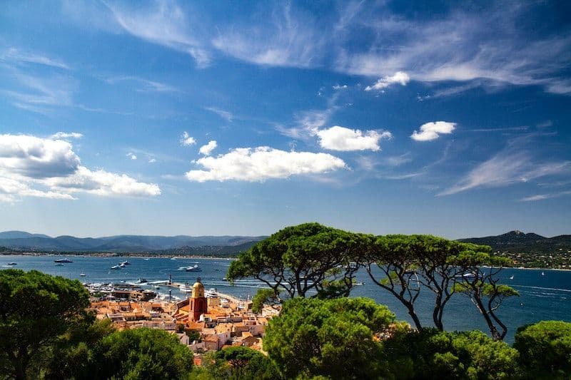 Sous le soleil de Saint-Tropez