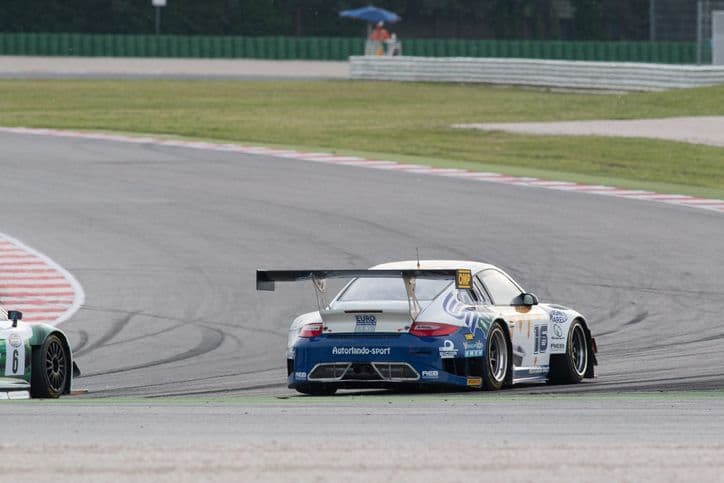 Porshe 911 GT3 Nevers Magny-Cours